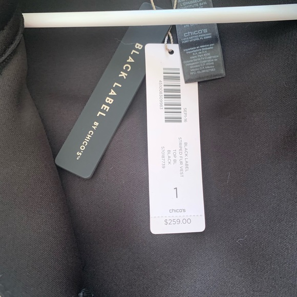 🌸New with tags Chico’s BLACK LABELSTRIPEDFUR VEST - Picture 4 of 6